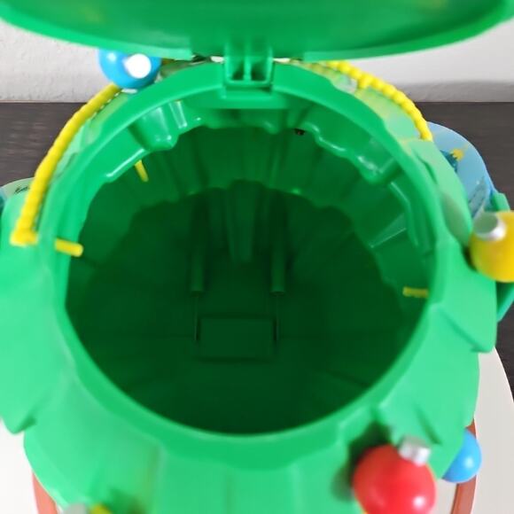 Busch Gardens 2023 Elmo Christmas Tree Present Holiday Popcorn Bucket NEW - Picture 11 of 12